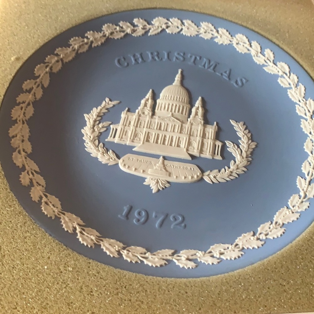 Wedgwood Christmas Plate 1972